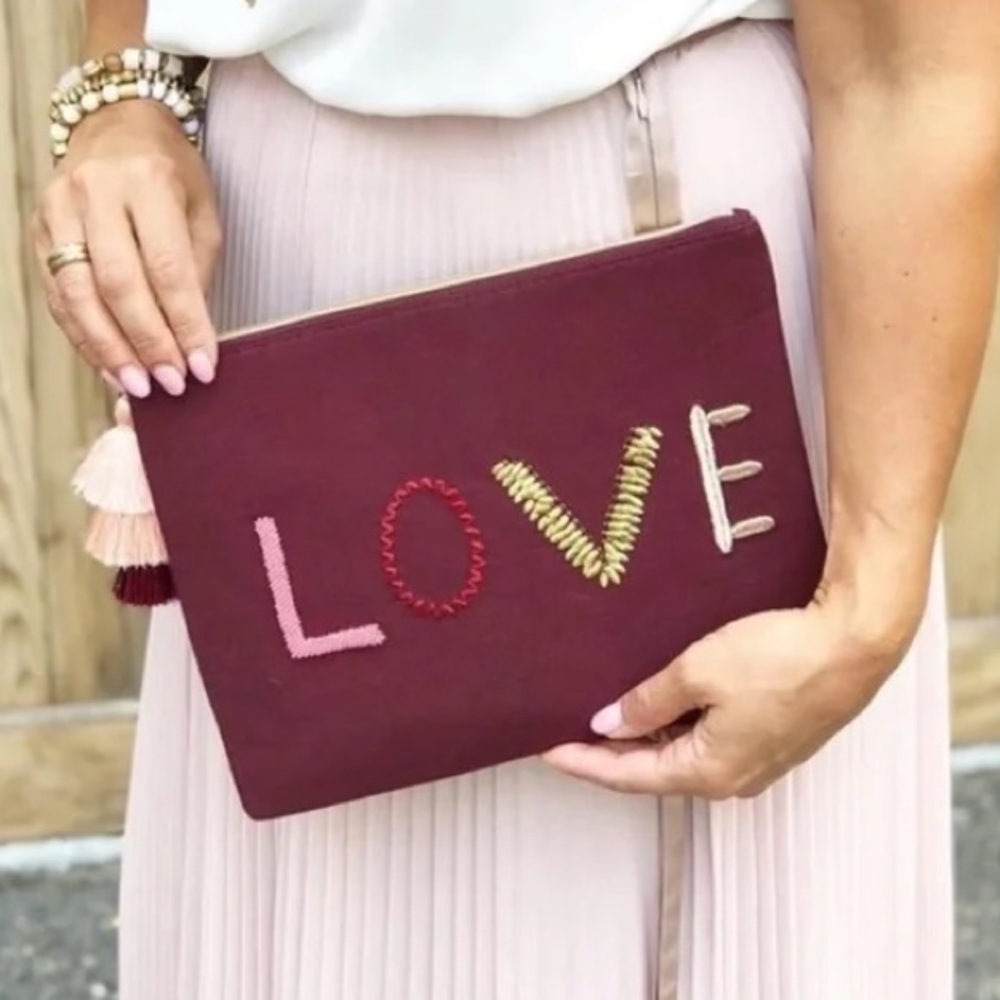 Stella & Dot LOVE clutch NIB